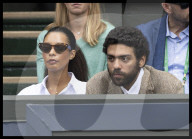 PEOPLE - Boris Beckers Freundin Lilly de Carvalho und Sohn Noah am dritten Tag der Wimbledon Tennis Championships in London
