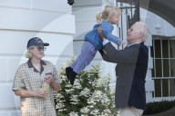 PEOPLE - US-Präsident Joe Biden begrüsst seine Enkel bei der Rückkehr ins Weisse Haus