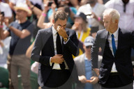 TENNIS - Wimbledon: Roger Federer auf dem Centre Court bei den Feierlichkeiten zum hundertjährigen Bestehen