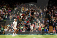TENNIS - Die Freundin von Nick Kyrgios, Costeen Hatzi, beim Spiel Kyrgios-Tsitsipas 