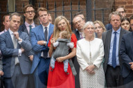 PEOPLE - Carrie Johnson und Baby Romy bei der Rücktrittsrede von Premierminister Boris Johnson