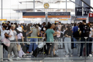NEWS -  Lange Wartezeiten am Flughafen Köln Bonn