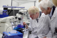 Prime Minister Boris Johnson visits Francis Crick Institute