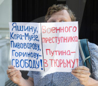 Russians Against War | Presentations of humanitarian initiatives outside the Russian Embassy in London