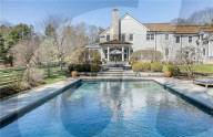 PEOPLE - Die Villa von Matt Damon im Kolonialstil im exklusiven Westchester von Matt Damon in New York