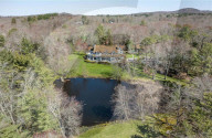 PEOPLE - Die Villa von Matt Damon im Kolonialstil im exklusiven Westchester von Matt Damon in New York