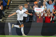 FUSSBALL - Alexandra Popp schiesst Deutschland in den Final der Frauen EM 2022