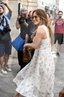 Jennifer Lopez and Ben Affleck honeymoon in Paris
