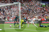 FUSSBALL -  EURO 2022 Frauen: Chloe Kelly erzielt Siegestor für England