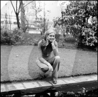 Olivia Newton-John, retro. lib. RETuk