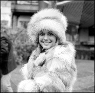 Olivia Newton-John, retro. lib. RETuk