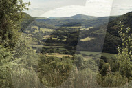 A great Black Mountains walk to a great pub: the Llanthony Priory.