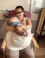 SCHICKSALE - Smith-Magenis-Syndrom: Kirsty Bird braucht Geld für ein gepolstertes Bett für ihren schmerzunempfindlichen kleinen Sohn