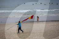 Duel in the Pool begins with Bondi beach battle