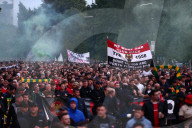 SPORT - Premier League: Man-United-Fans protestieren vor Spiel 