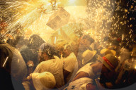 FEATURE - Feuerwerk bei der Festa Major in Sitges, Spanien