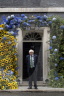 Ukrainian Flower Arch displayed on the door of 10 Downing Street