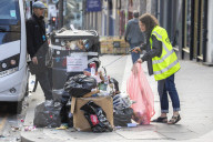NEWS - In der zweiten Woche des Müllstreiks in Edinburgh häufen sich die Abfälle