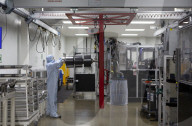 Labour pledges to create 30,000 jobs at electric car battery gigafactories
