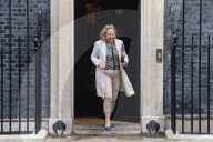 Ministers Attend Cabinet Meeting