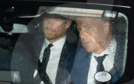 ROYALS - Tod von Queen Elizabeth: Prinz Harry kommt kurz nach dem Tod seiner Großmutter in Balmoral an