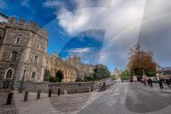 ROYALS - Tod von Queen Elizabeth: Halbmast-Beflaggung auf Windsor Castle