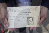 'It saved my life': Kindertransport veterans unveil statue at Essex port.