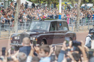 ROYALS -  King Charles III fährt im Rolls Royce zum Buckingham Palace