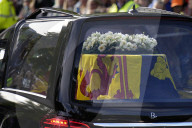 ROYALS - Tod von Queen Elizabeth: Sargprozession von Balmoral nach Edinburgh