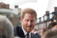 ROYALS - Tod von Queen Elizabeth: Prinz William, Catherine, Prinz Harry und Meghan gemeinsam vor dem Schloss Windsor