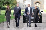 ROYALS - Tod von Queen Elizabeth: Prinz William, Catherine, Prinz Harry und Meghan gemeinsam vor dem Schloss Windsor
