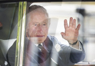 Queen Elizabeth II dies