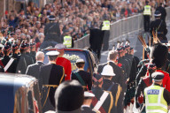 ROYALS - Trauer um die Queen: Sargprozession zur St. Giles Kathedrale, Edinburgh