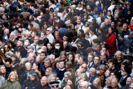 ROYALS - Trauer um die Queen: Sargprozession zur St. Giles Kathedrale, Edinburgh