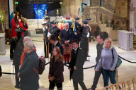 ROYALS - Trauer um die Queen: King Charles und andere Mitglieder der königlichen Familie halten eine Mahnwache in der St. Giles' Cathedral in Edinburgh