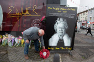 Irish and Northern Irish leaders hail Queen's contribution to peace.