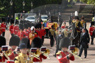 ROYALS - Trauer um die Queen: Die Prozession mit dem Sarg der Königin nach Westminster