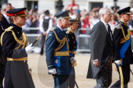 ROYALS - Trauer um die Queen: Die Prozession mit dem Sarg der Königin nach Westminster