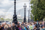 Queue to see the Queen lying in state - Day 2