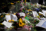 People mourning the death of the Queen
