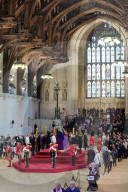 ROYALS - Trauer um die Queen: Enkelkinder der Königin halten Totenwache in der Westminster Hall