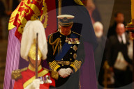 ROYALS - Trauer um die Queen: König Charles hält Totenwache am Sarg seiner Mutter