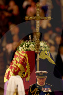 ROYALS - Trauer um die Queen: König Charles hält Totenwache am Sarg seiner Mutter