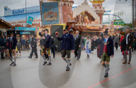 NEWS - Oktoberfest 2022: Trübe Stimmung auf der Theresienwiese am Eröffnungssonntag