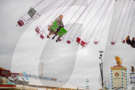 NEWS - Oktoberfest 2022: Trübe Stimmung auf der Theresienwiese am Eröffnungssonntag