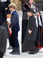 ROYALS - Staatsbegraebnis der Queen: Gaeste treffen in der Westminster Abbey ein