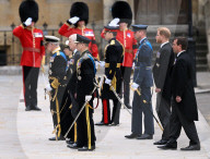 ROYALS - Staatsbegraebnis der Queen: Der Sarg wird zur Westminster Abbey gefahren