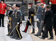 ROYALS - Staatsbegraebnis der Queen: Der Sarg wird zur Westminster Abbey gefahren