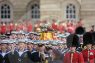 ROYALS - Staatsbegraebnis der Queen: Der Sarg auf dem Weg zum Wellington Arch