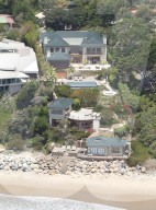 SO WOHNEN PROMIS - Kim Kardashian kauft Malibu-Villa neben Cindy Crawford für 70 Millionen

